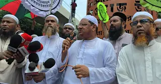 ফ্যাসিস্ট সরকার পালানোর এক বছর পূর্ণ হয়েছে, আলহামদুলিল্লাহ: মুফতি রেজাউল করীম